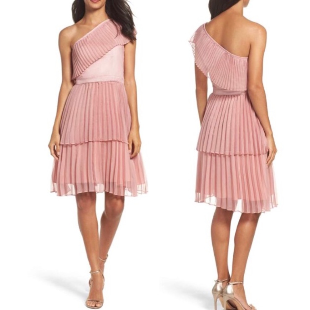 TRUE DECADENCE Pleated Tiered One Shoulder Dress S